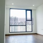 Opal Saigon Pearl cho thuê 2 phòng ngủ tầng 35 không nội thất view sông