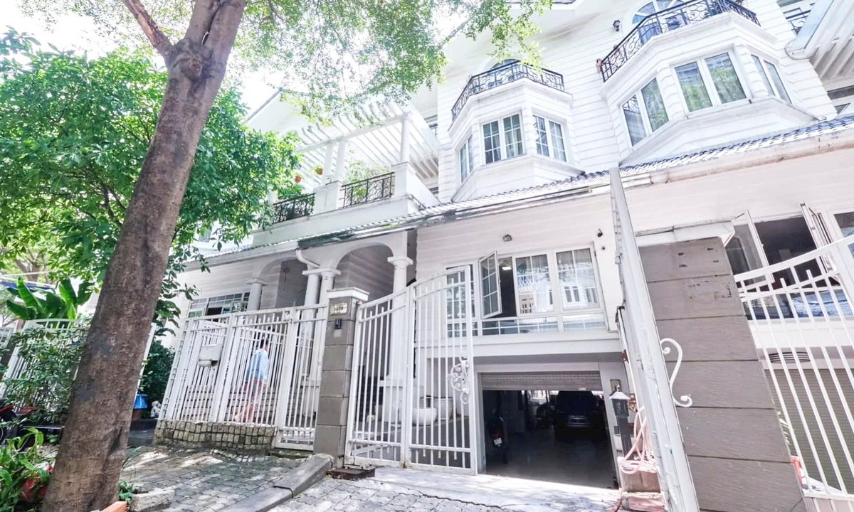 Saigon Pearl quận Bình Thạnh bán biệt thự 147 m2 4 phòng ngủ nội thất đẹp